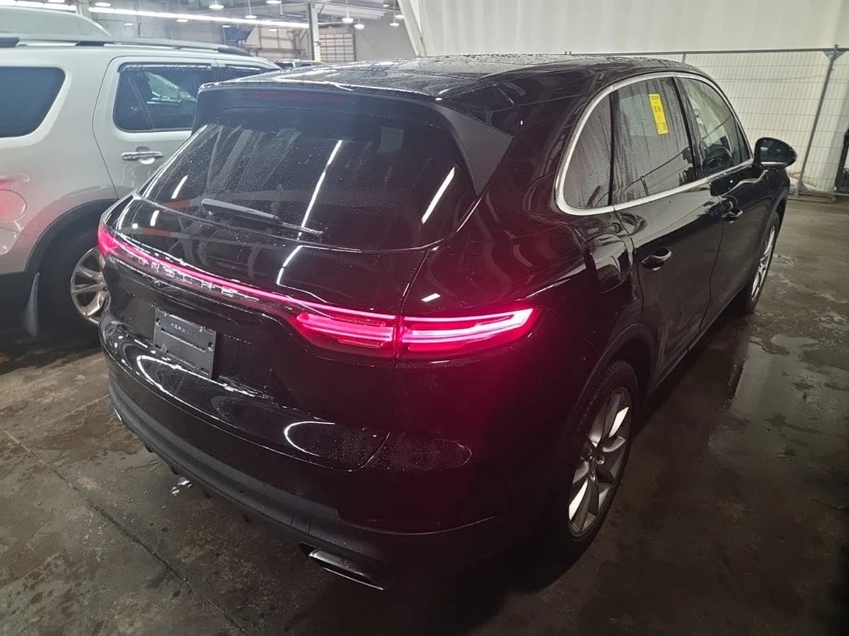 2020 Porsche Cayenne 3.0L V6 DI T/C D — photo 5