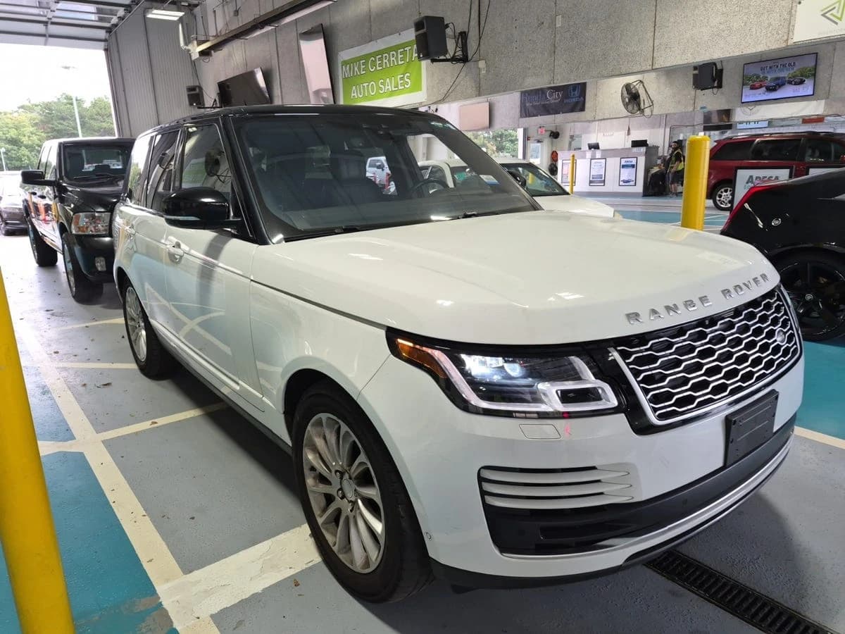 2020 Land Rover Range Rover HSE — photo 6