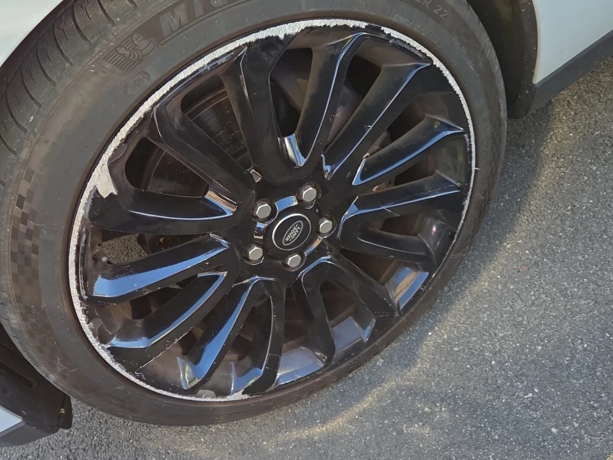 2018 Land Rover Range Rover 5.0L V8 Supercharged — photo 2