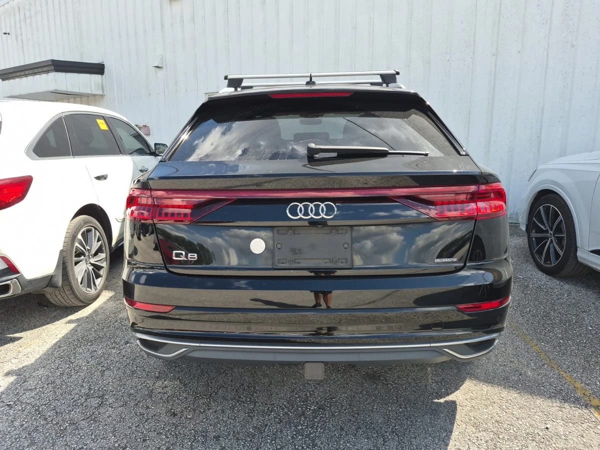 2019 Audi Q8 Premium — photo 4