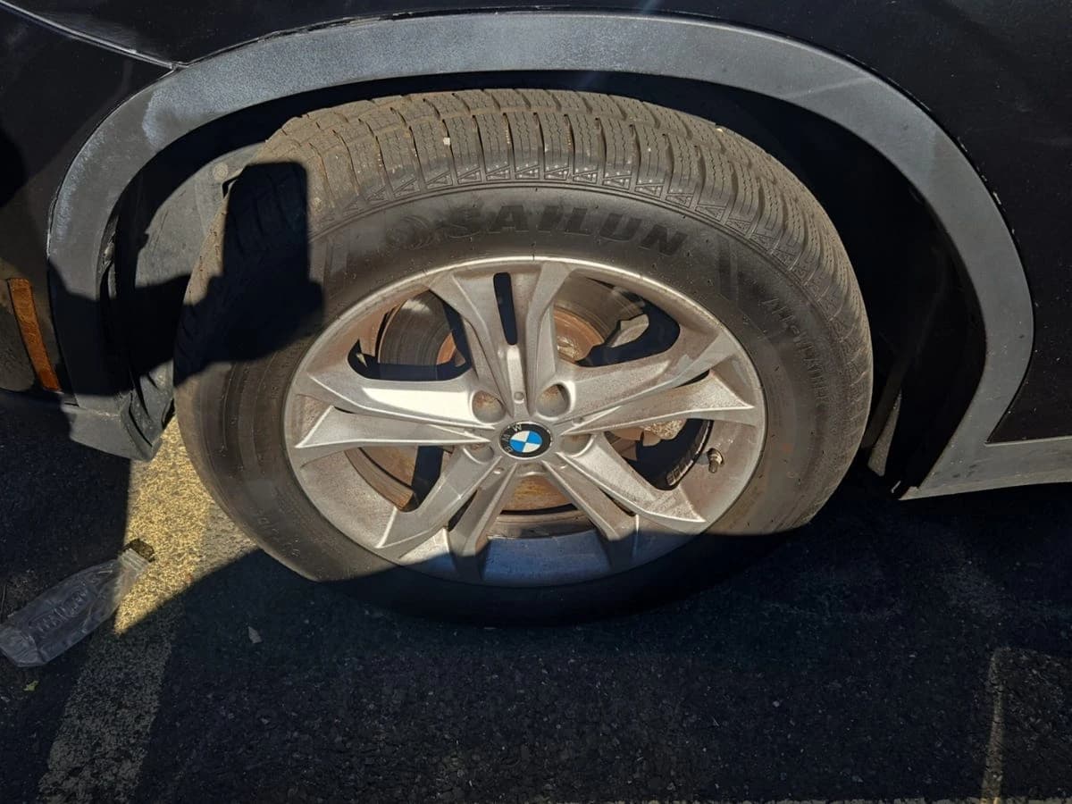 2019 BMW X3 xDrive30i — photo 2