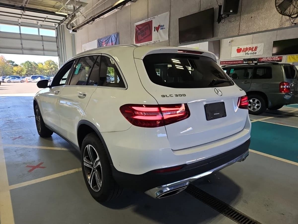 2019 Mercedes-Benz GLC 300 GLC 300 — photo 3