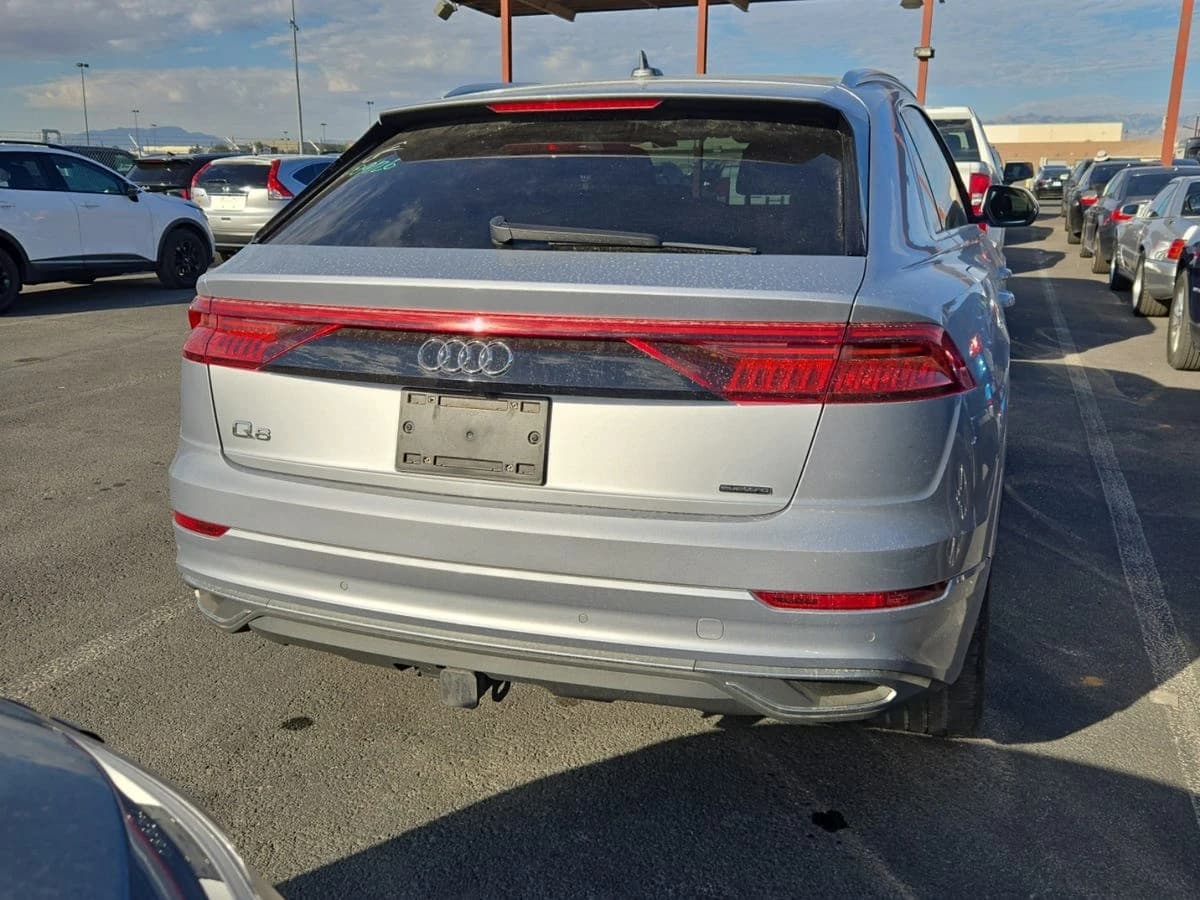 2019 Audi Q8 Premium Plus — photo 4