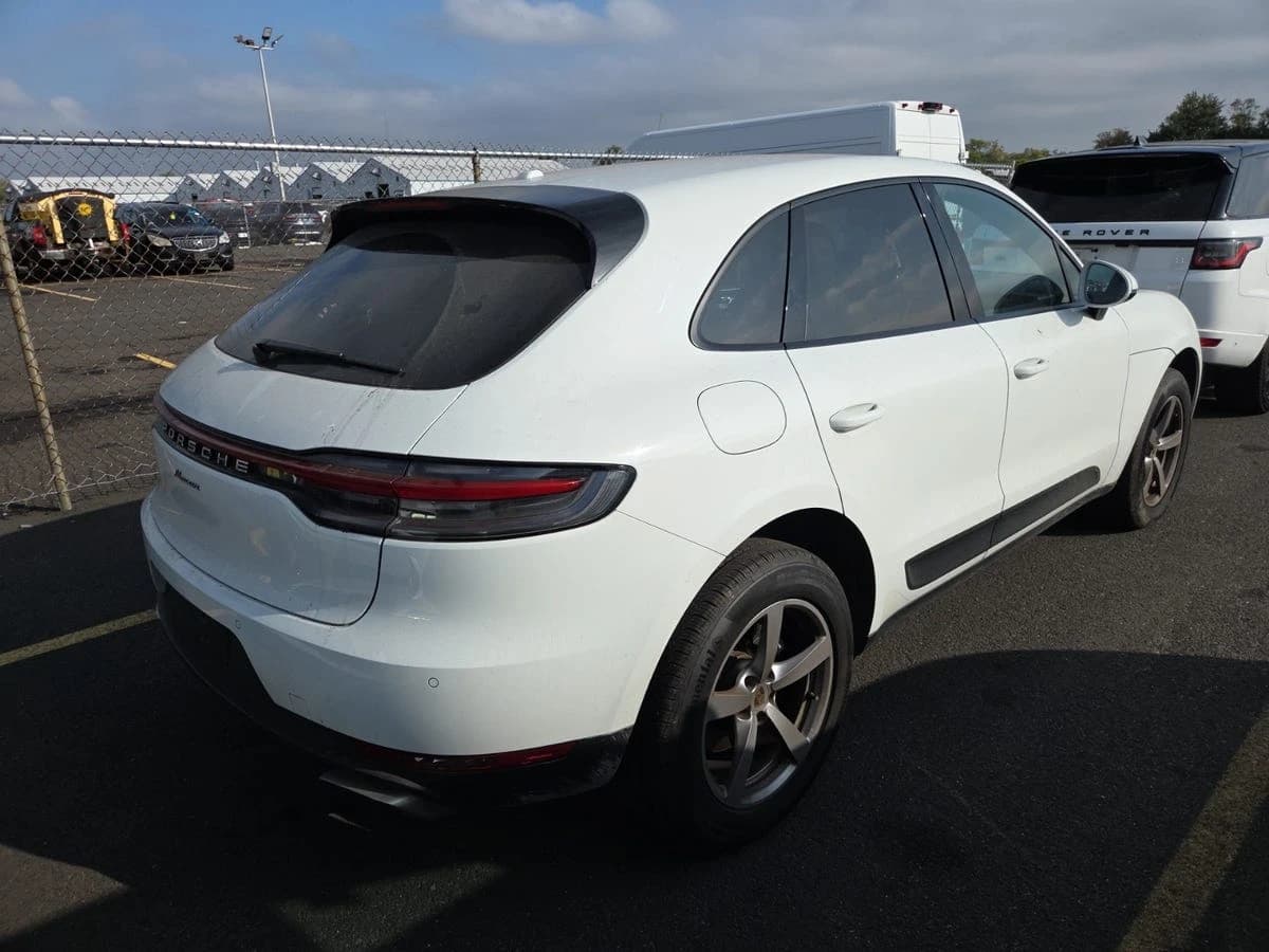 2020 Porsche Macan 2.0L H-4 DI T/C Macan Base 4D SAV 4D — photo 5