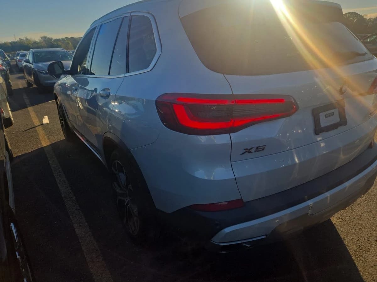 2019 BMW X5 xDrive40i — photo 3