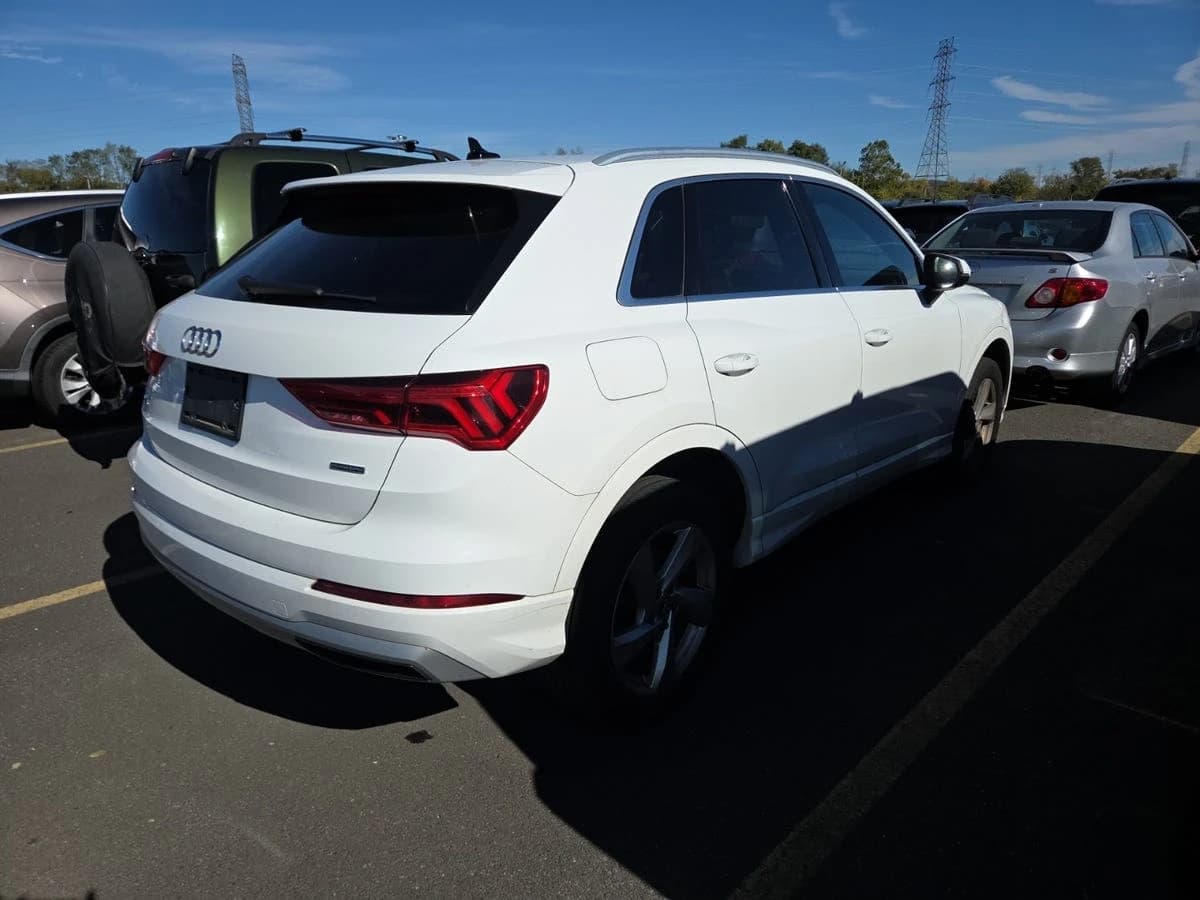 2019 Audi Q3 Premium — photo 5