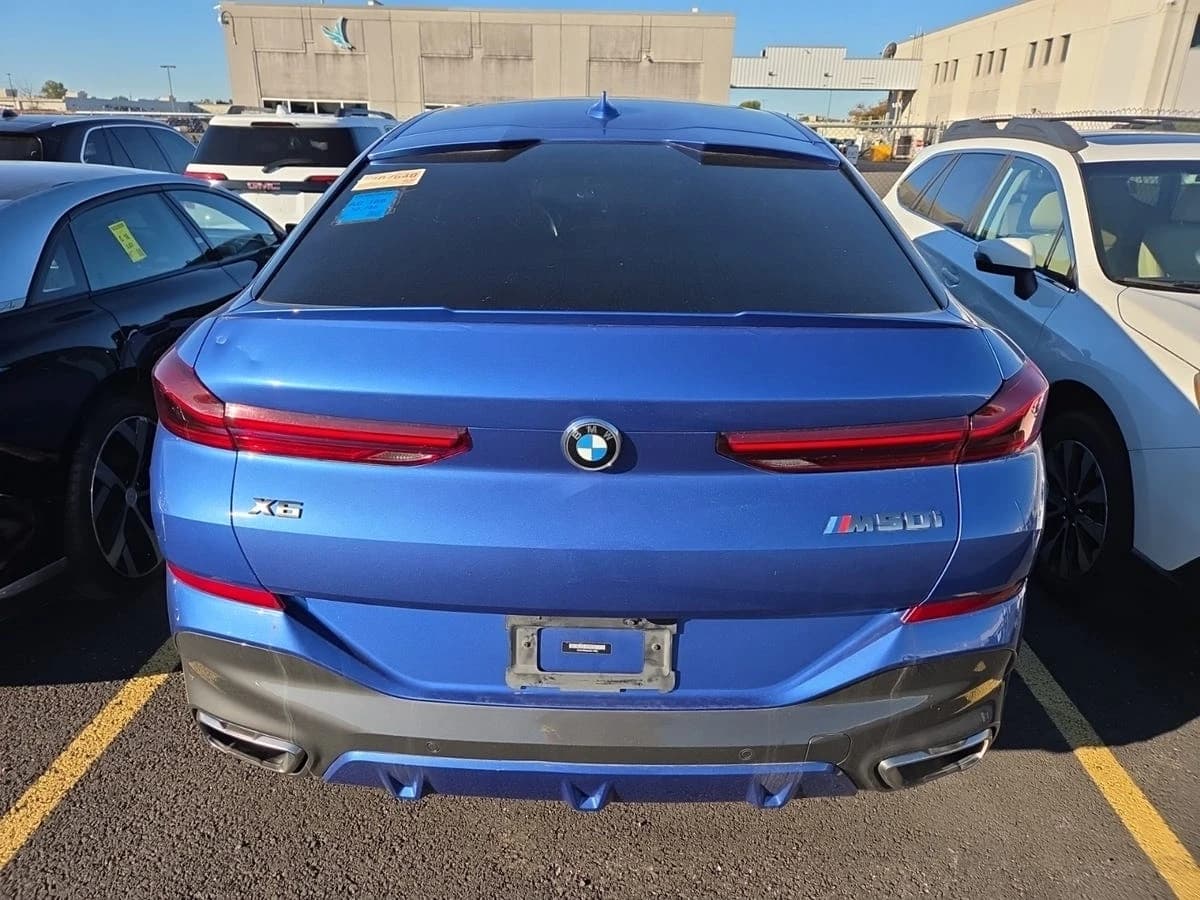 2020 BMW X6 M50i — photo 4
