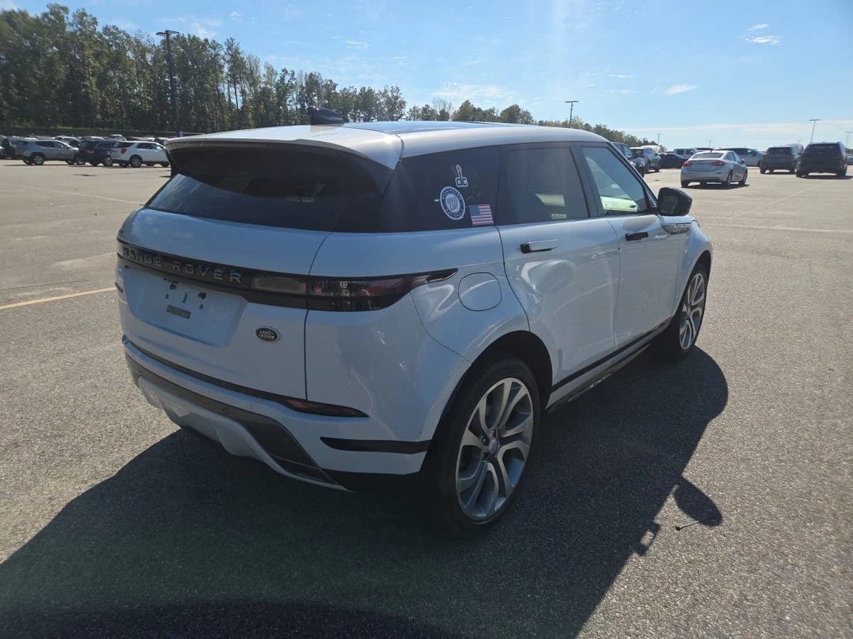 2021 Land Rover Range Rover Evoque R-Dynamic SE — photo 5