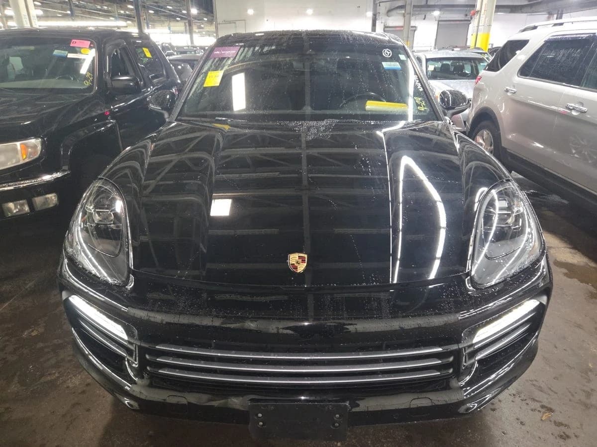 2020 Porsche Cayenne 3.0L V6 DI T/C D — photo 7