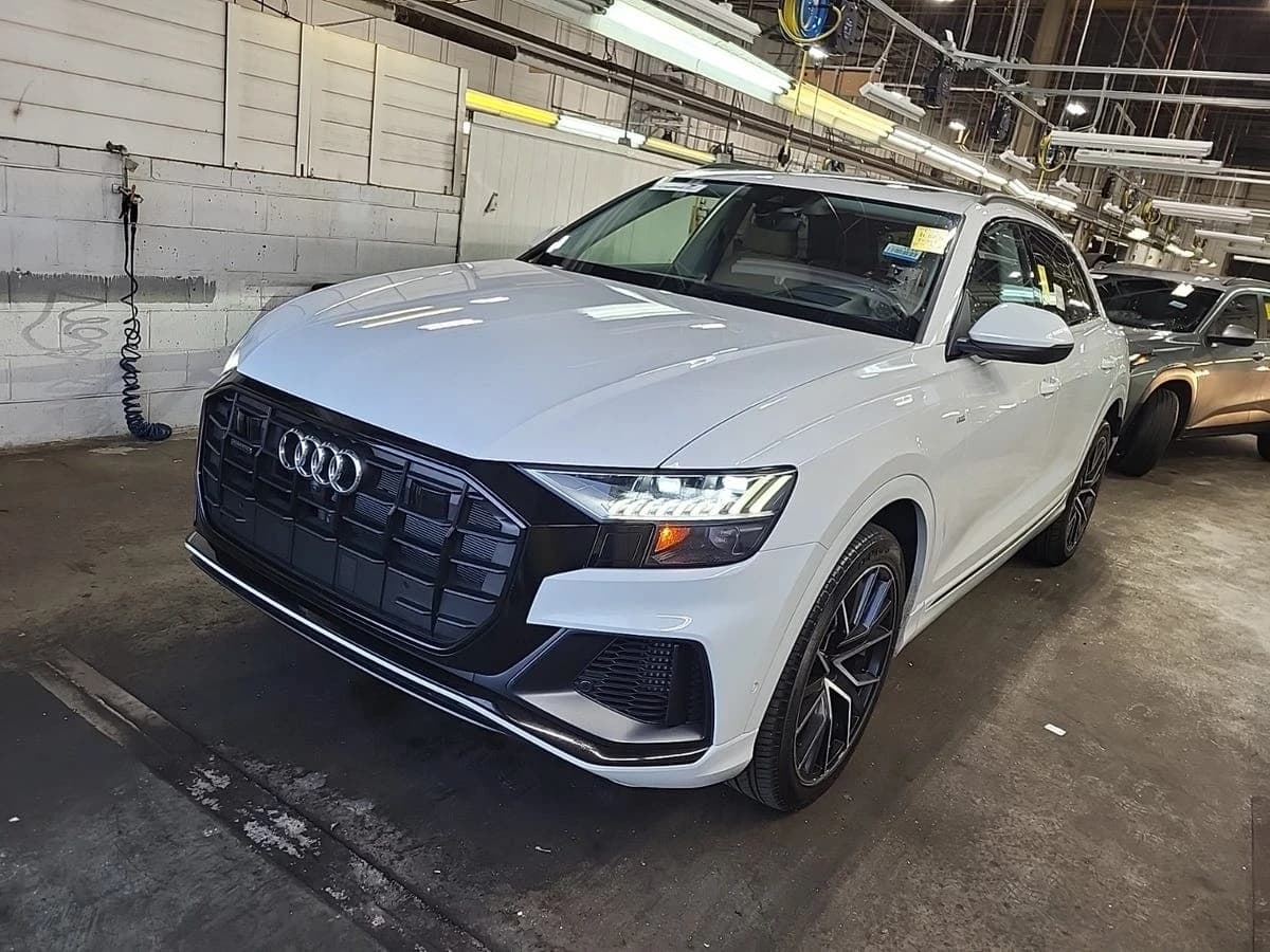 2019 Audi Q8 Prestige — photo 1