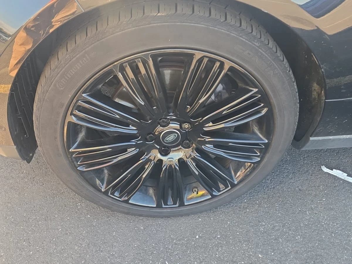 2019 Land Rover Range Rover 5.0L V8 Supercharged — photo 2
