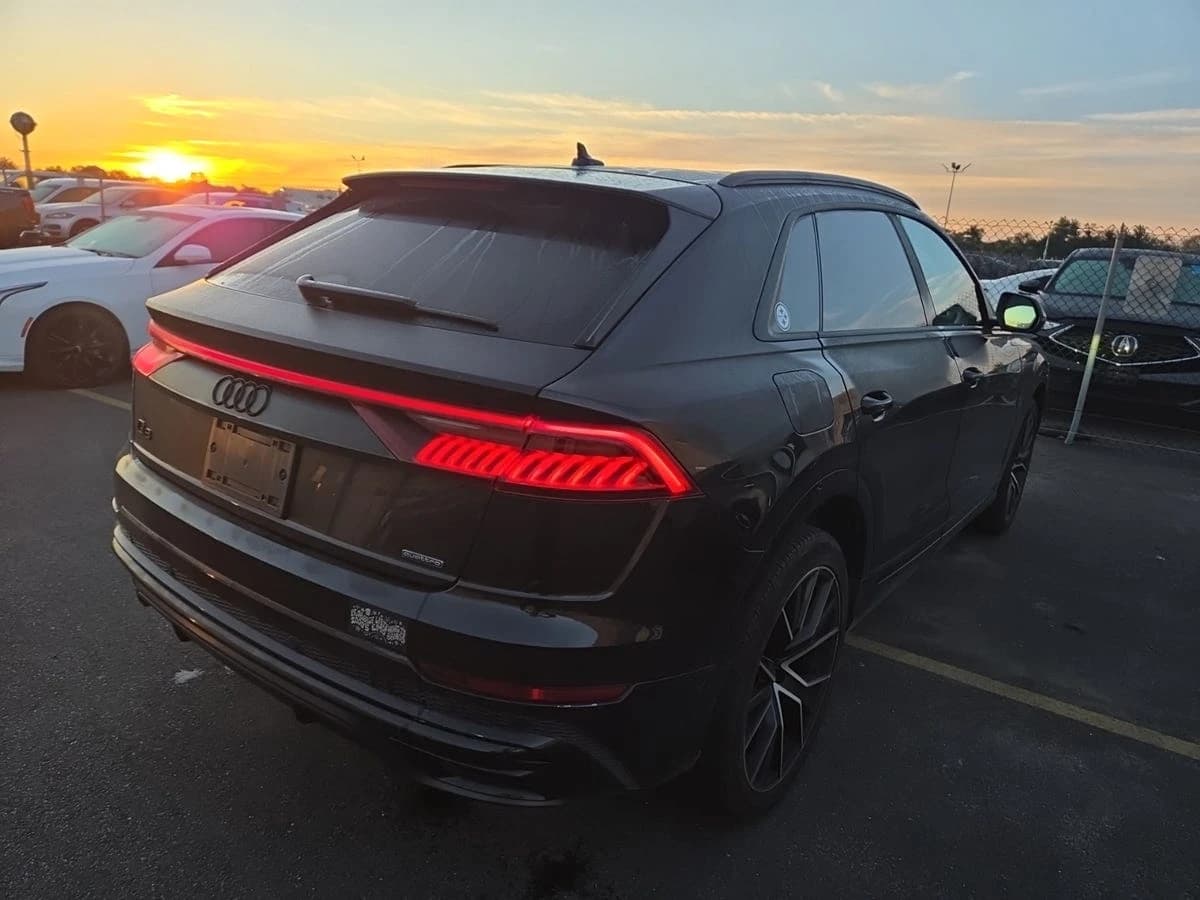 2021 Audi Q8 Premium Plus — photo 5