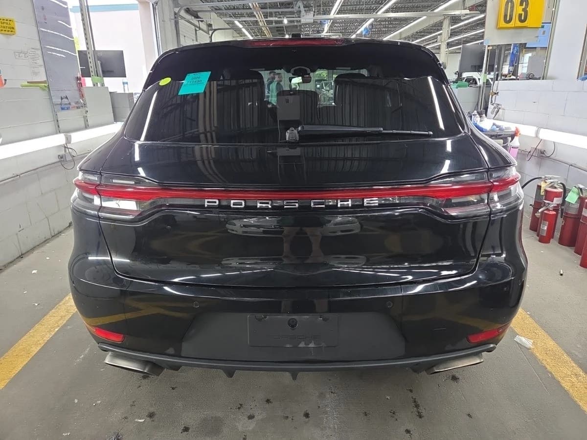 2020 Porsche Macan Base — photo 5