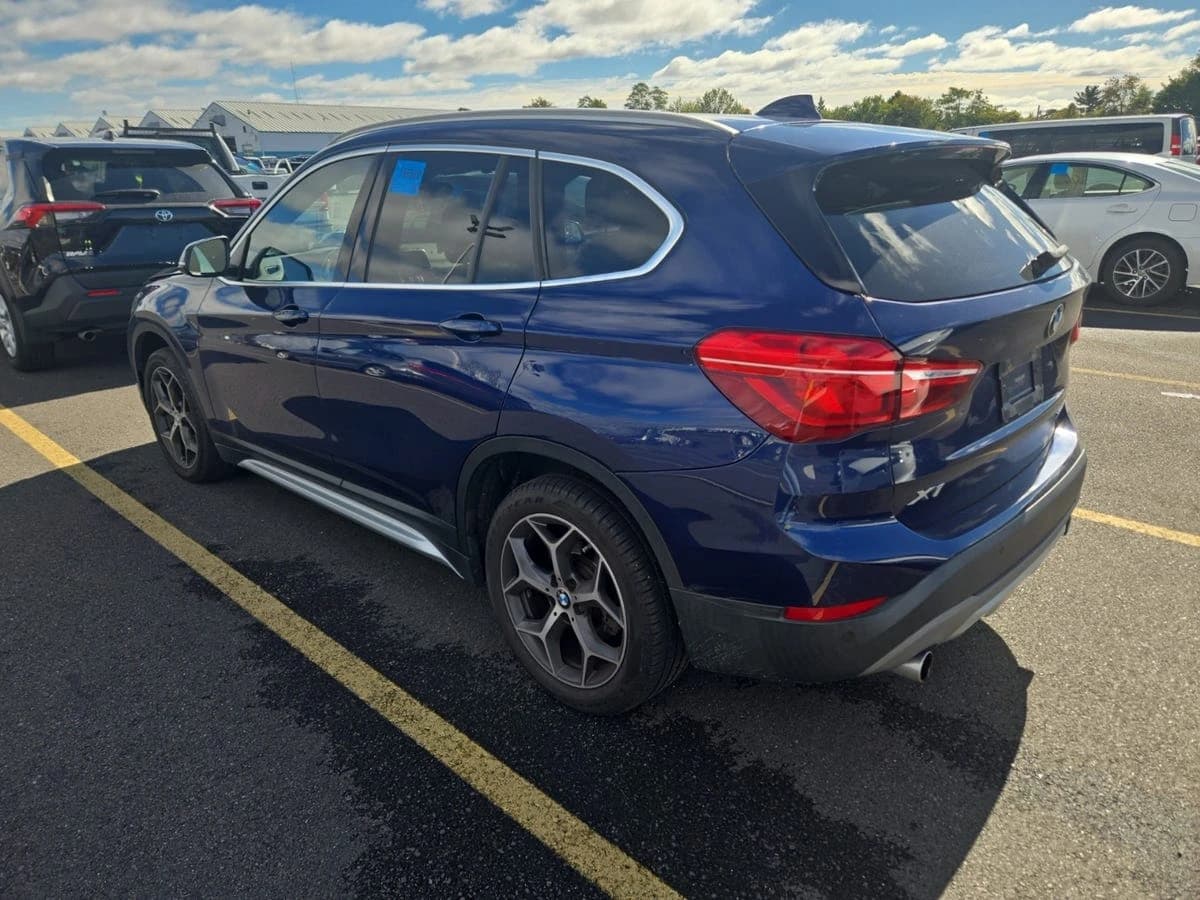 2019 BMW X1 xDrive28i — photo 3