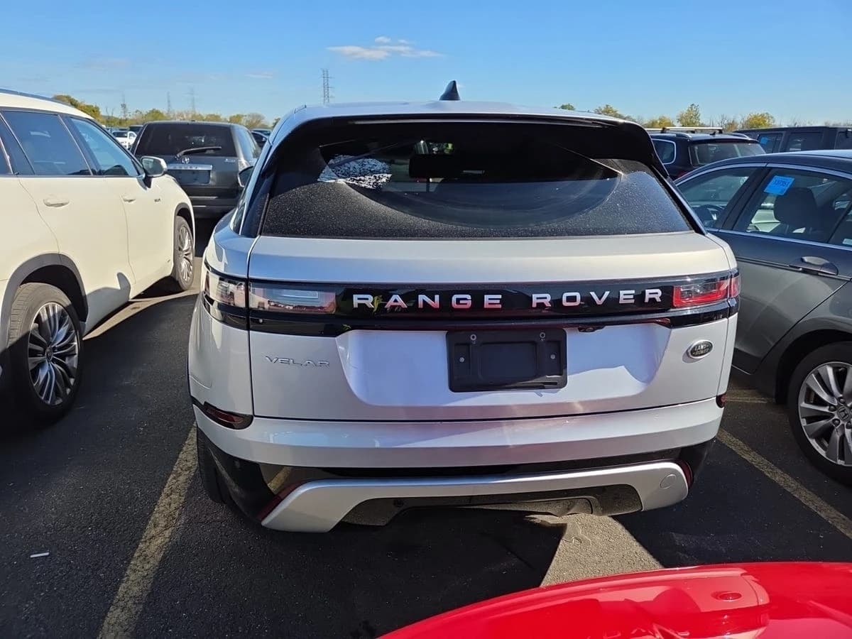 2023 Land Rover Range Rover Velar S — photo 4