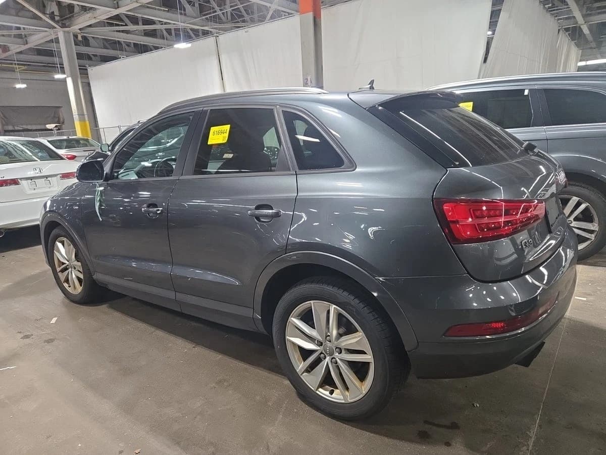 2018 Audi Q3 Premium — photo 3