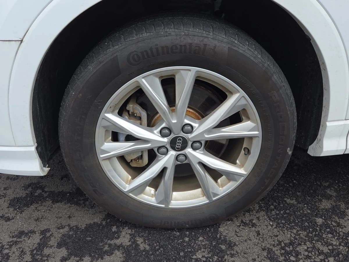 2025 Audi Q3 S line Premium — photo 2