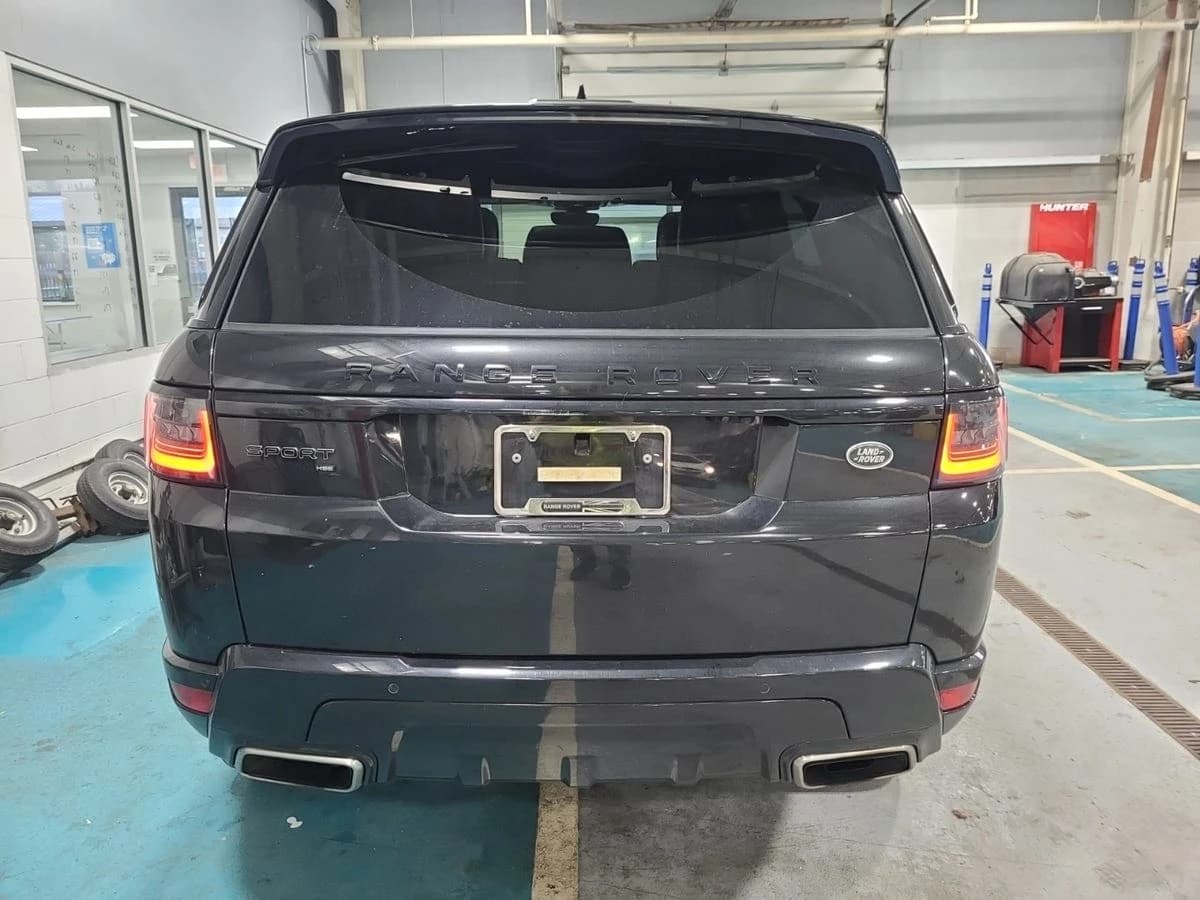 2022 Land Rover Range Rover Sport HSE Silver Edition — photo 4