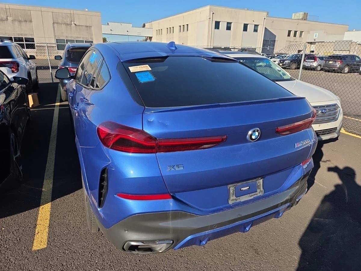 2020 BMW X6 M50i — photo 3