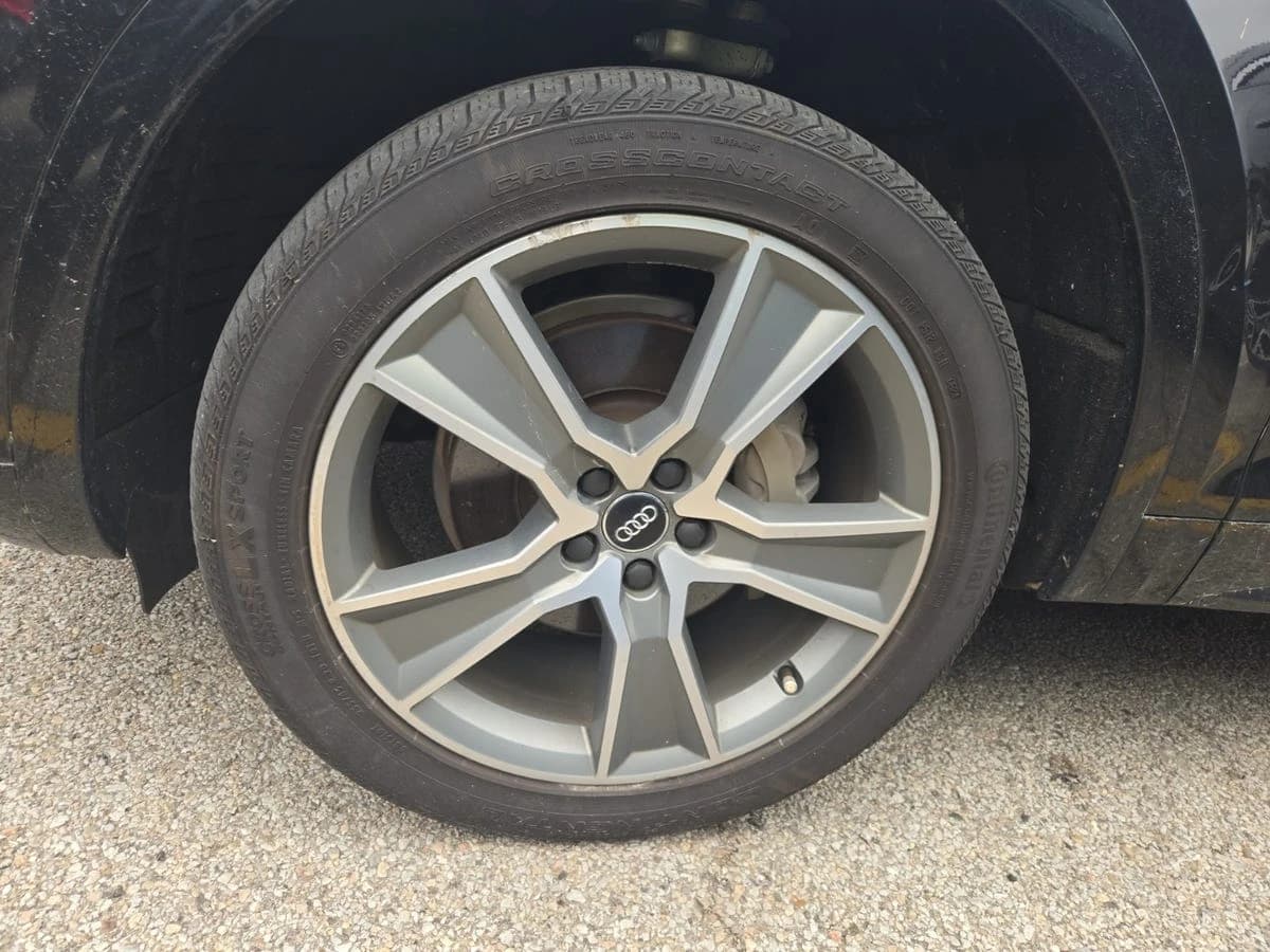 2019 Audi Q5 Premium Plus — photo 2
