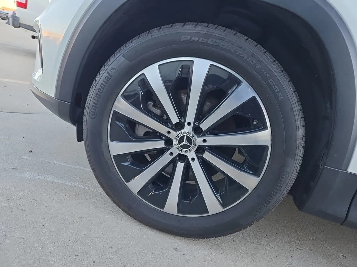 2021 Mercedes-Benz GLB 250 GLB 250 — photo 2
