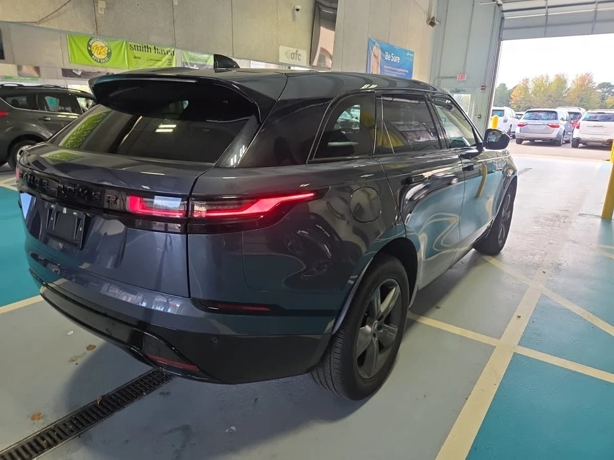 2025 Land Rover Range Rover Velar Dynamic SE — photo 5