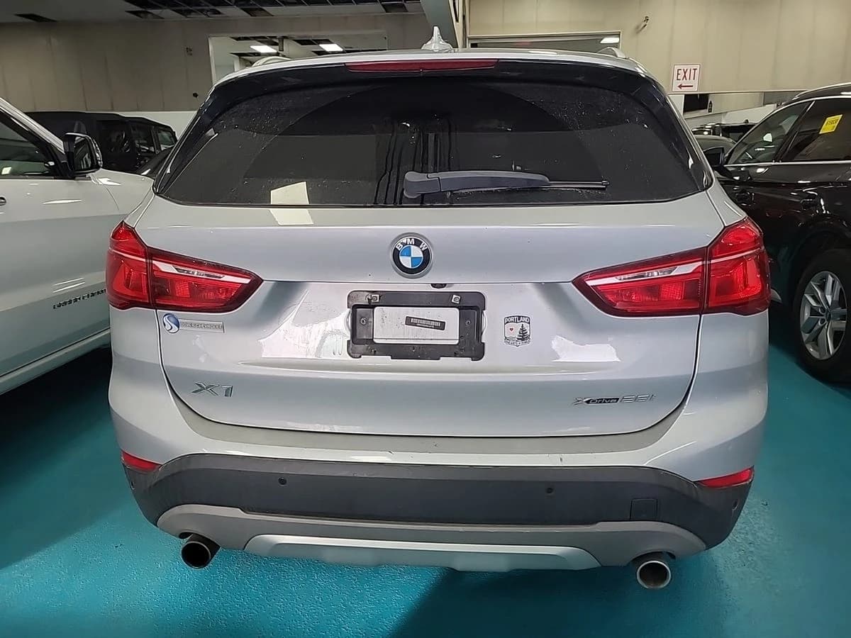 2019 BMW X1 xDrive28i — photo 4