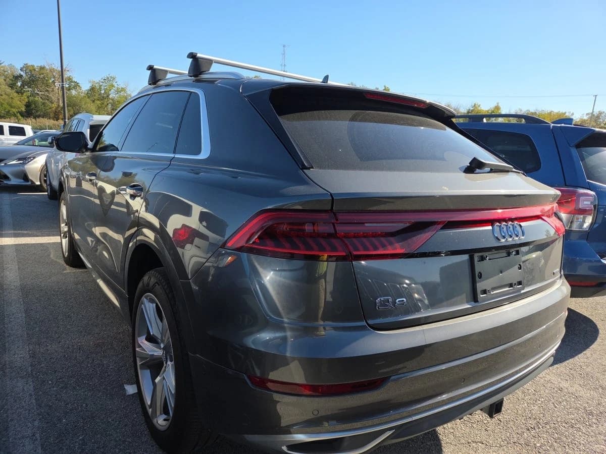 2019 Audi Q8 Premium Plus — photo 3