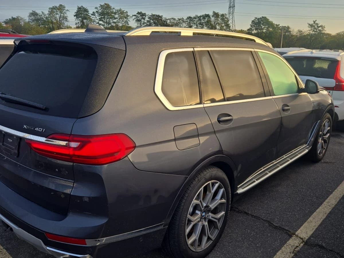 2019 BMW X7 xDrive40i — photo 5
