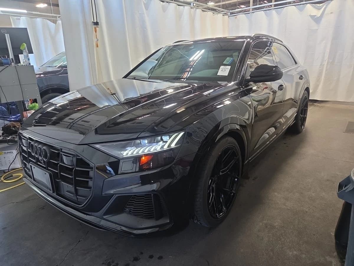 2021 Audi Q8 Premium Plus — photo 1