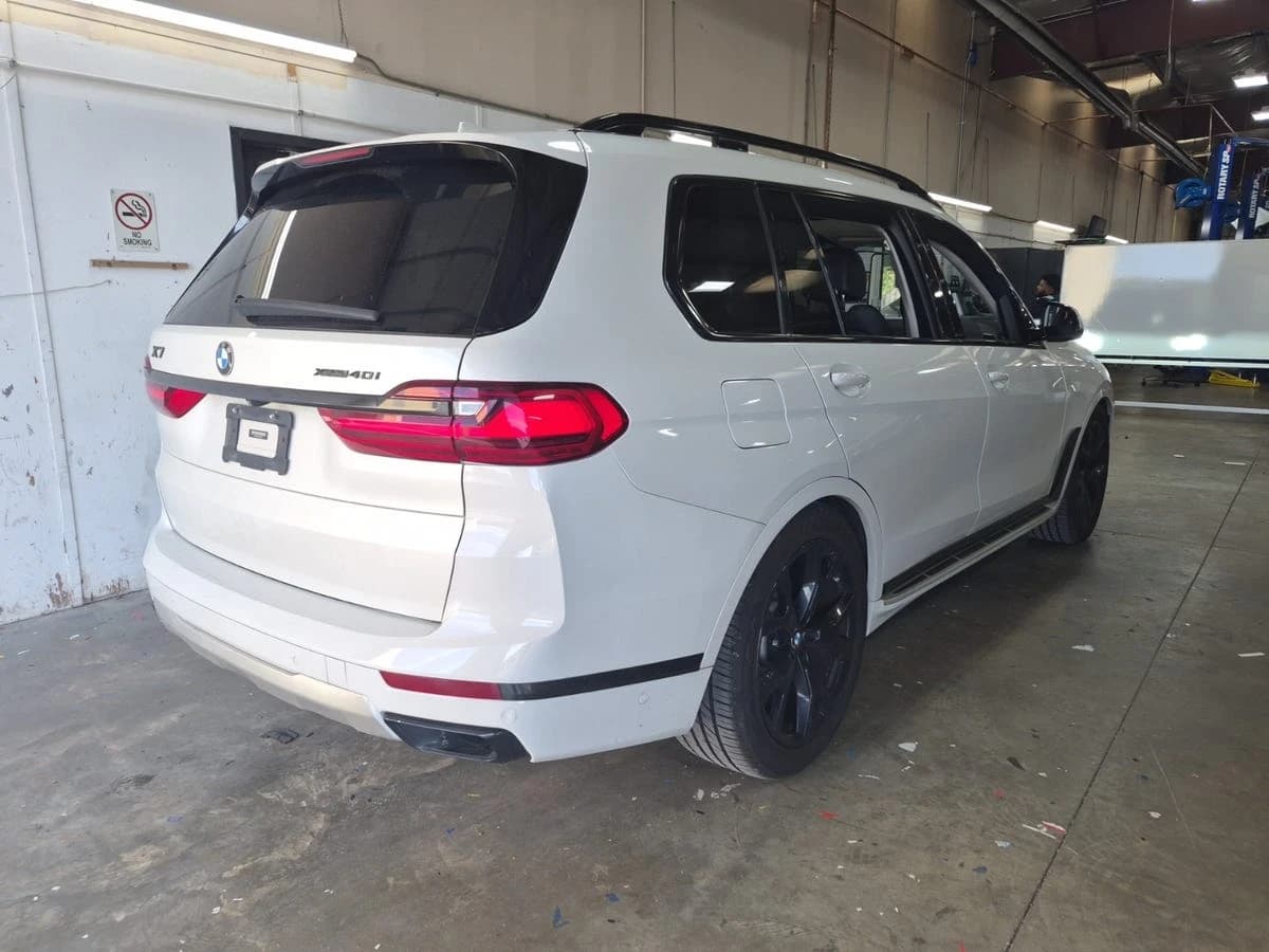 2020 BMW X7 xDrive40i — photo 5