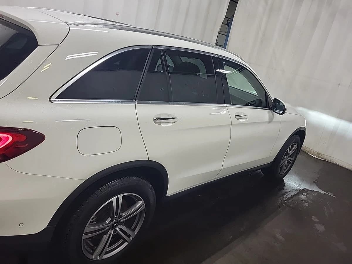 2022 Mercedes-Benz GLC 300 GLC 300 — photo 6