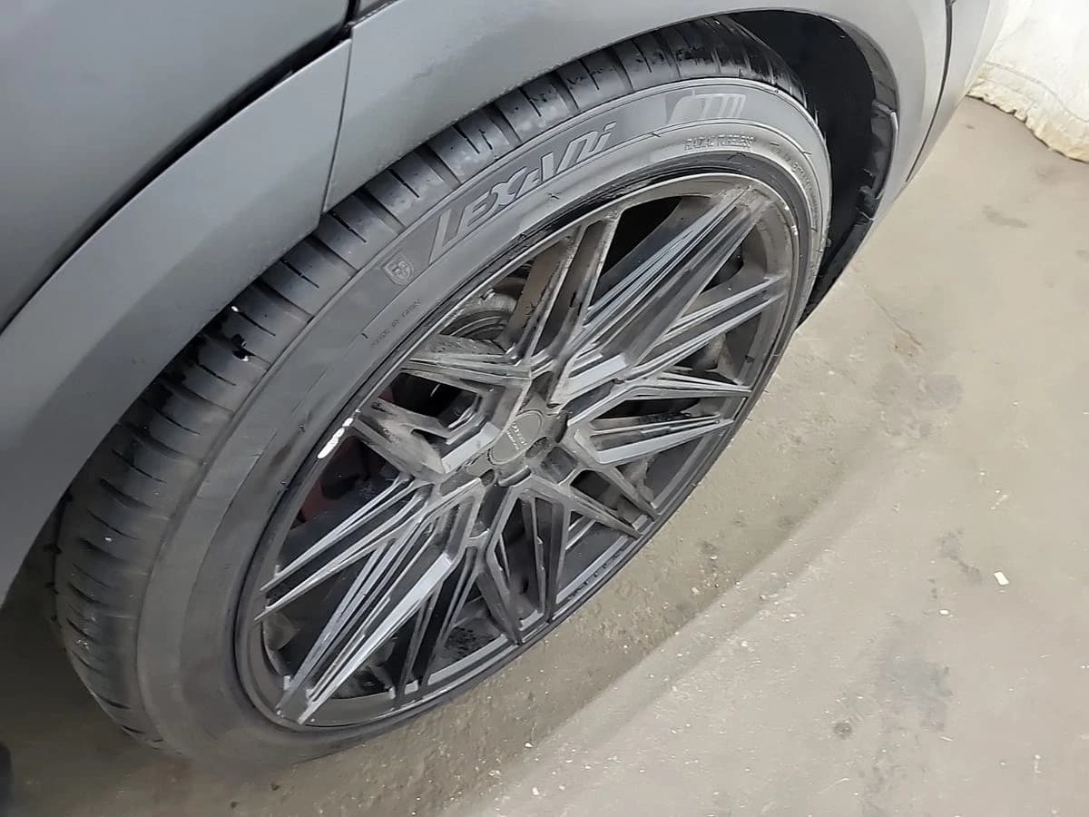 2019 Audi Q8 Premium — photo 4