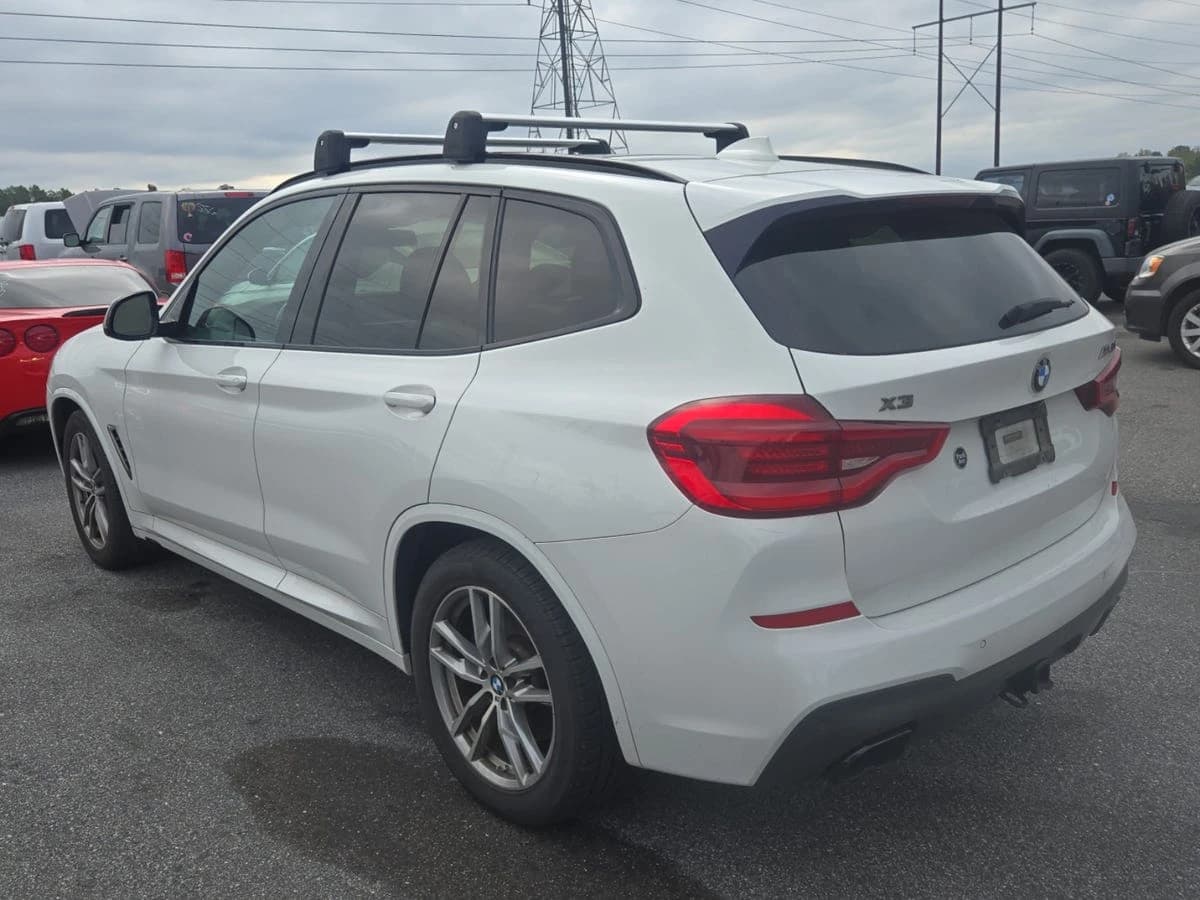 2018 BMW X3 M40i — photo 3