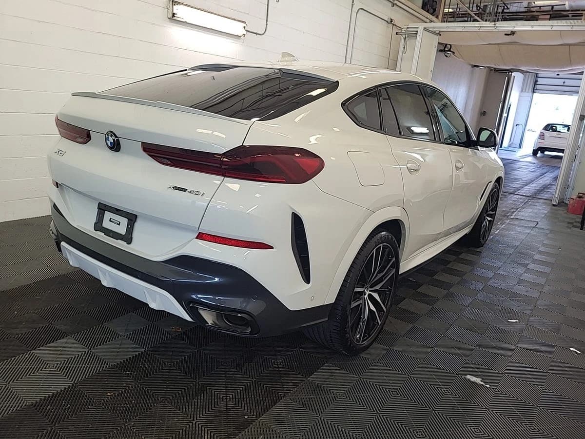 2023 BMW X6 xDrive40i — photo 6