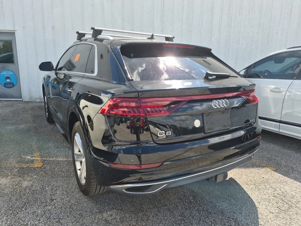 2019 Audi Q8 Premium — photo 3