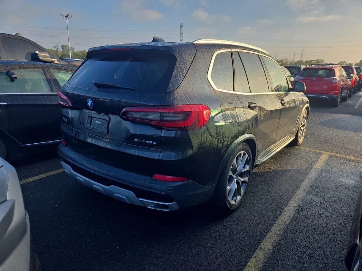 2023 BMW X5 PHEV xDrive45e — photo 5