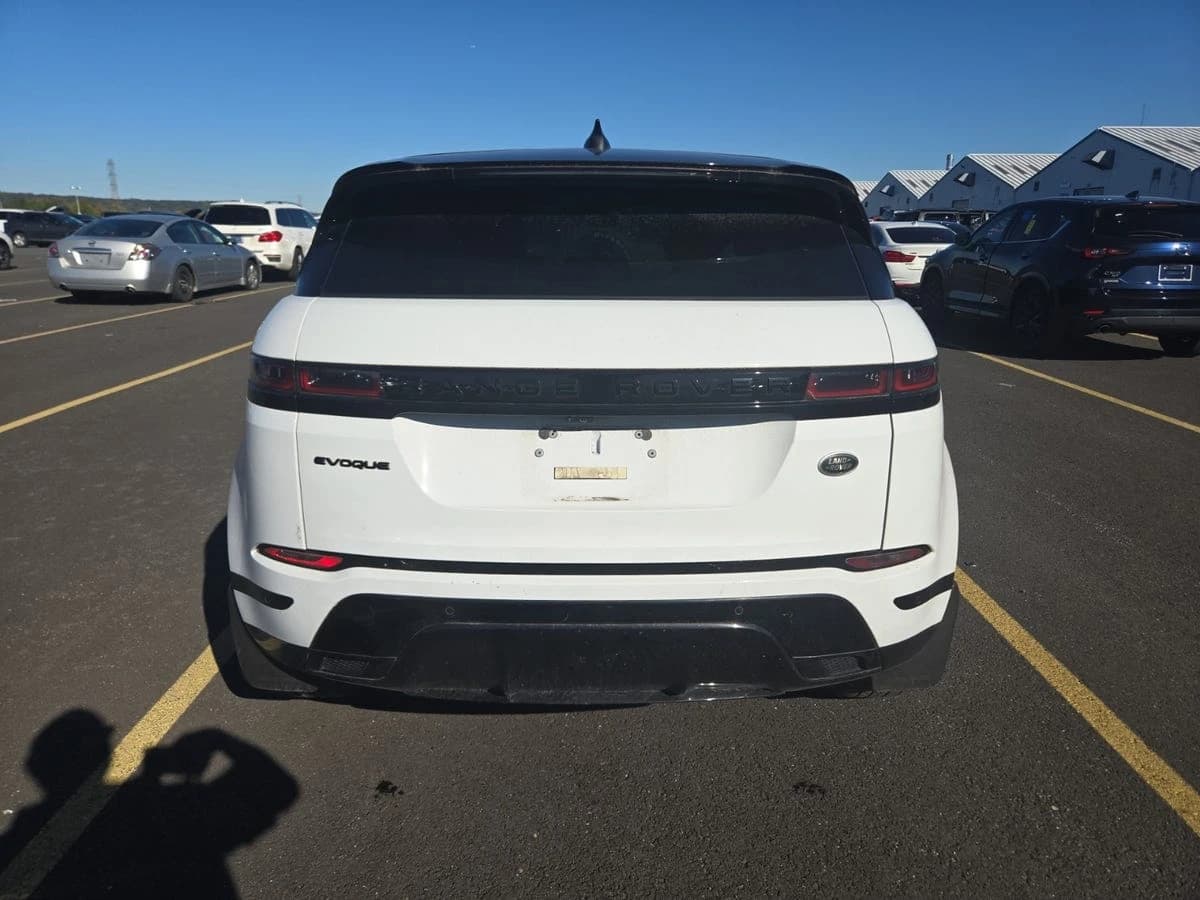 2023 Land Rover Range Rover Evoque R-Dynamic S — photo 4