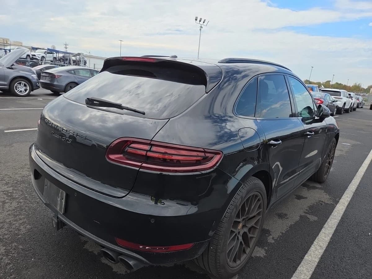 2018 Porsche Macan GTS — photo 5