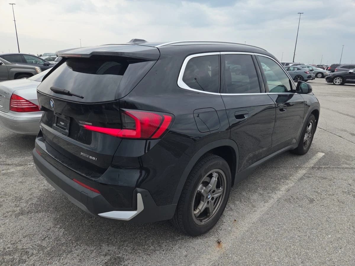 2023 BMW X1 xDrive28i — photo 5