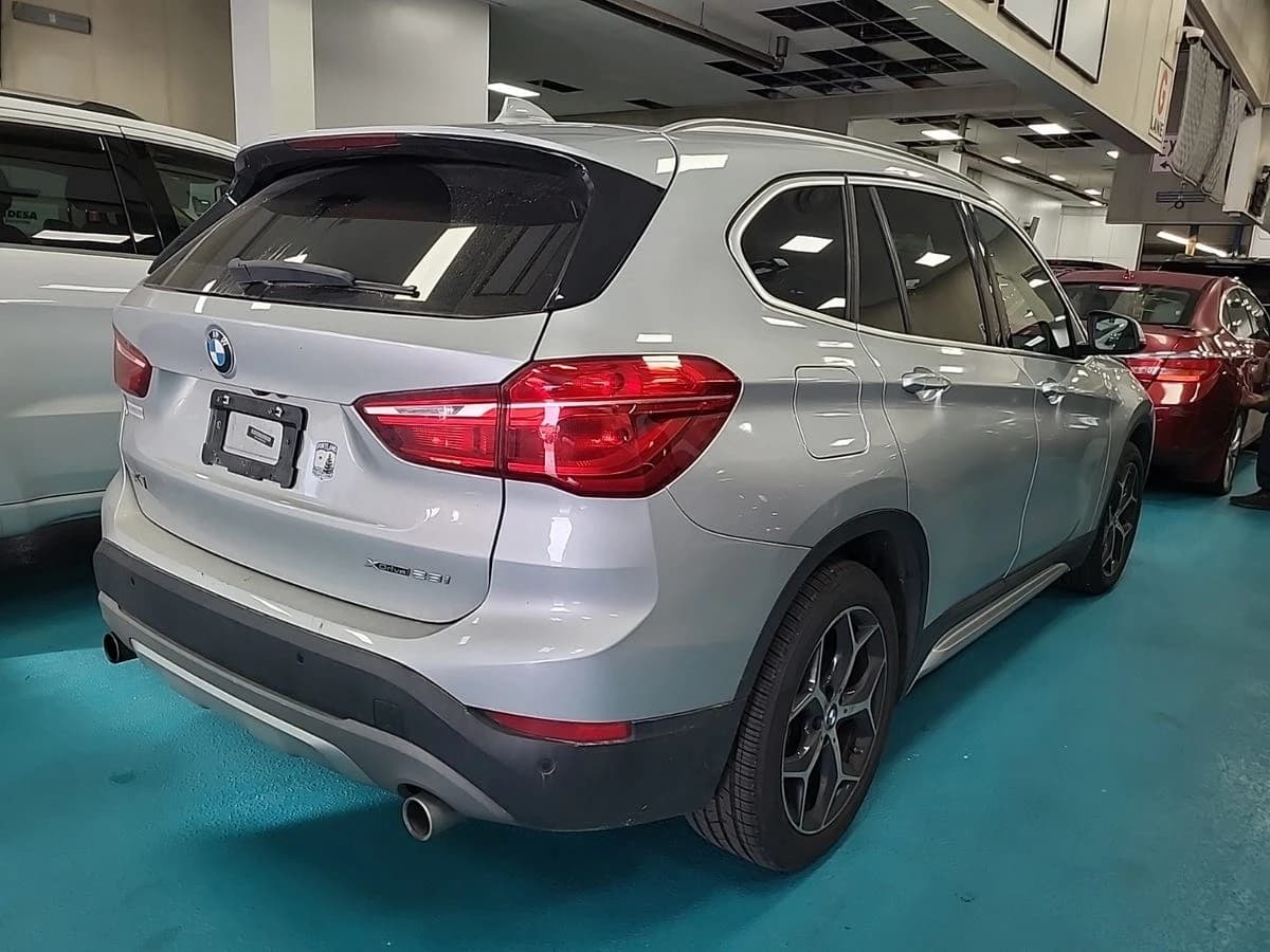 2019 BMW X1 xDrive28i — photo 5