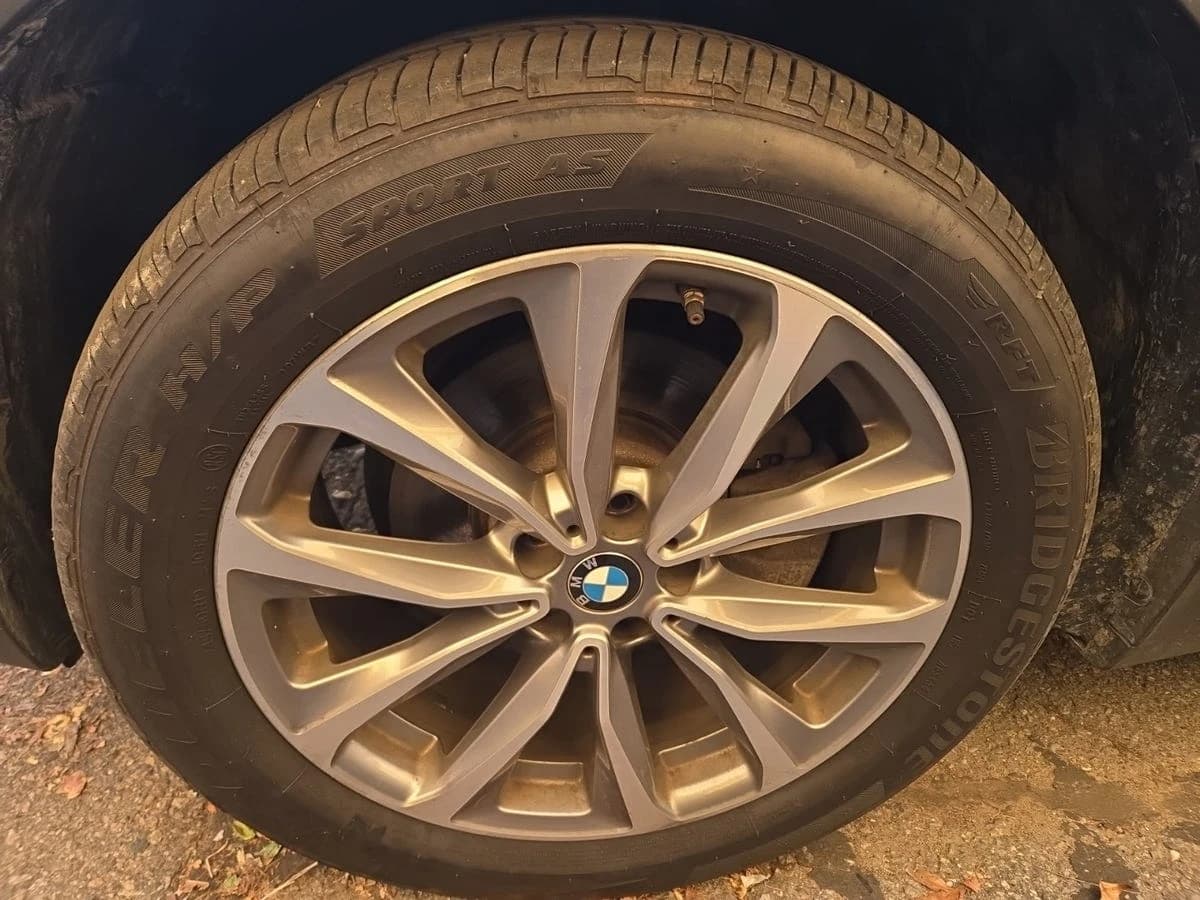 2019 BMW X3 xDrive30i — photo 2