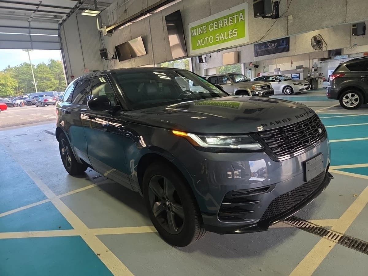 2025 Land Rover Range Rover Velar Dynamic SE — photo 6