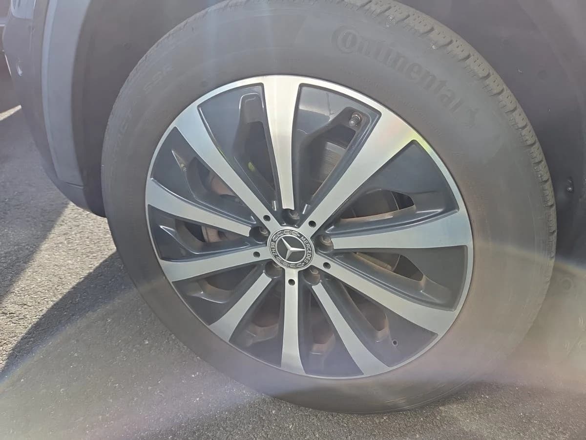 2021 Mercedes-Benz GLB 250 Glb 250 4matic — photo 2
