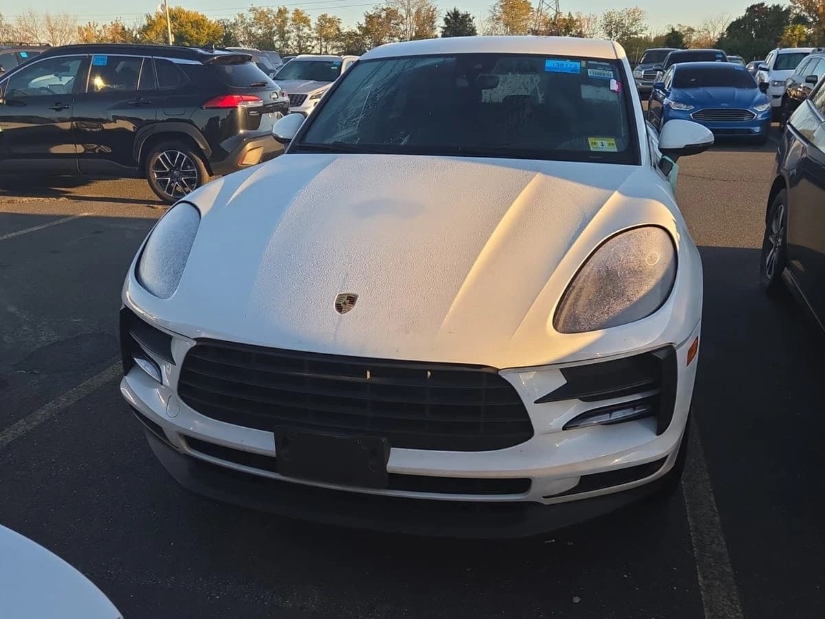 2019 Porsche Macan 2.0L H-4 DI T/C D — photo 7