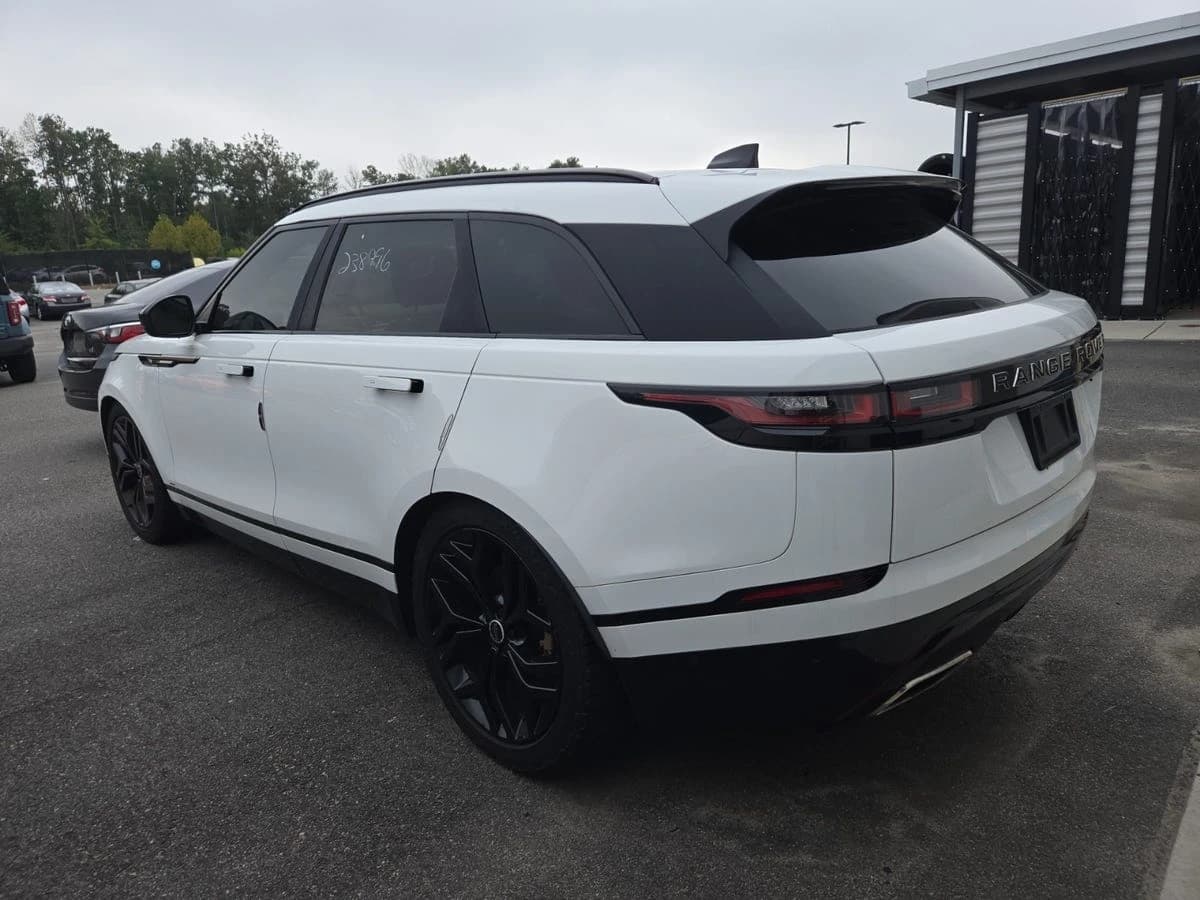 2018 Land Rover Range Rover Velar R-Dynamic SE — photo 3