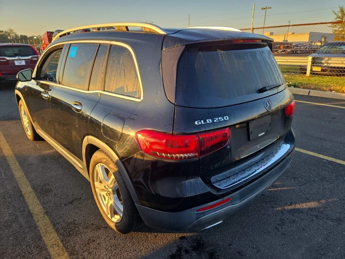 2020 Mercedes-Benz GLB 250 GLB 250 — photo 3