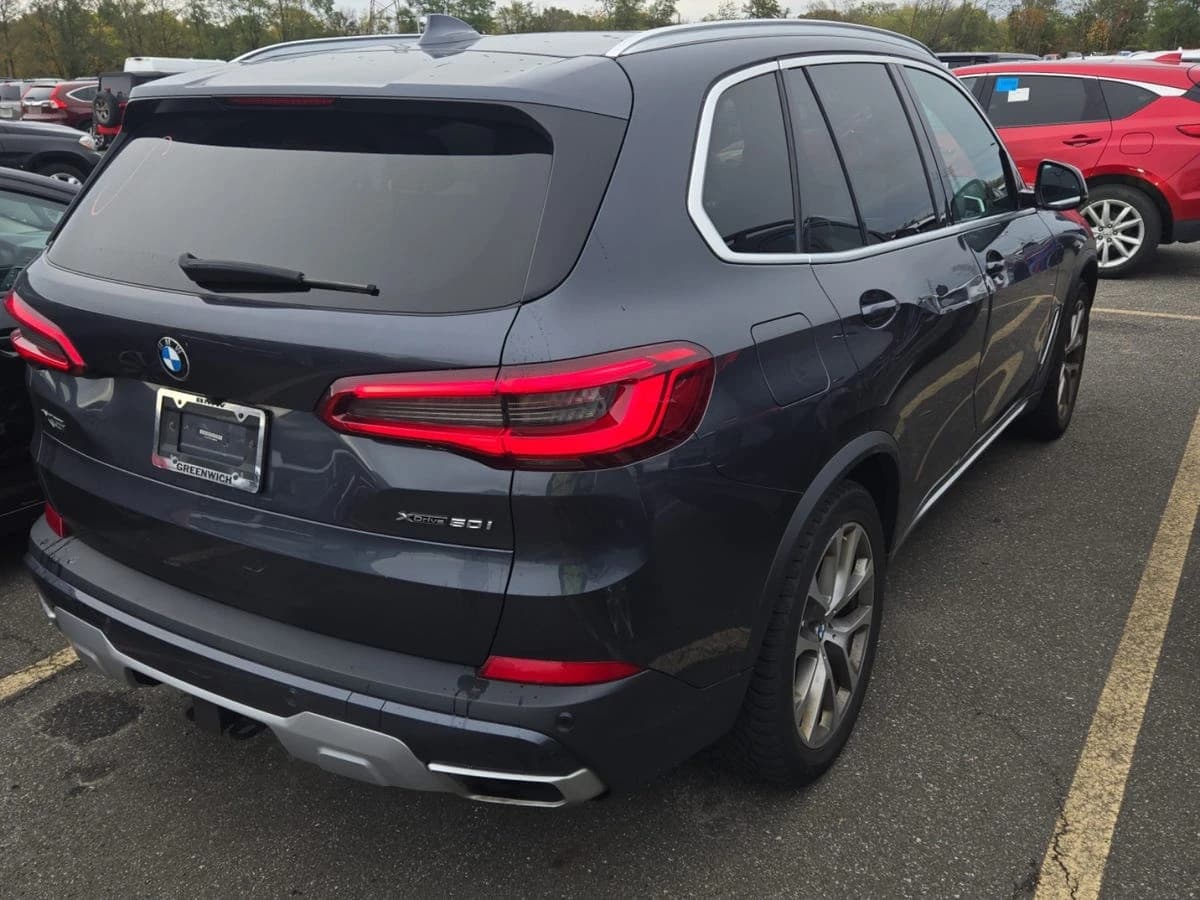 2020 BMW X5 xDrive50i — photo 5