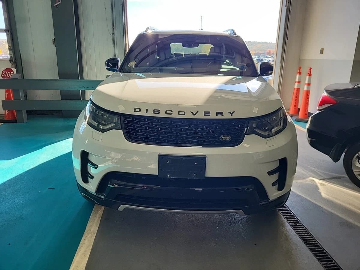 2018 Land Rover Discovery HSE Luxury — photo 7