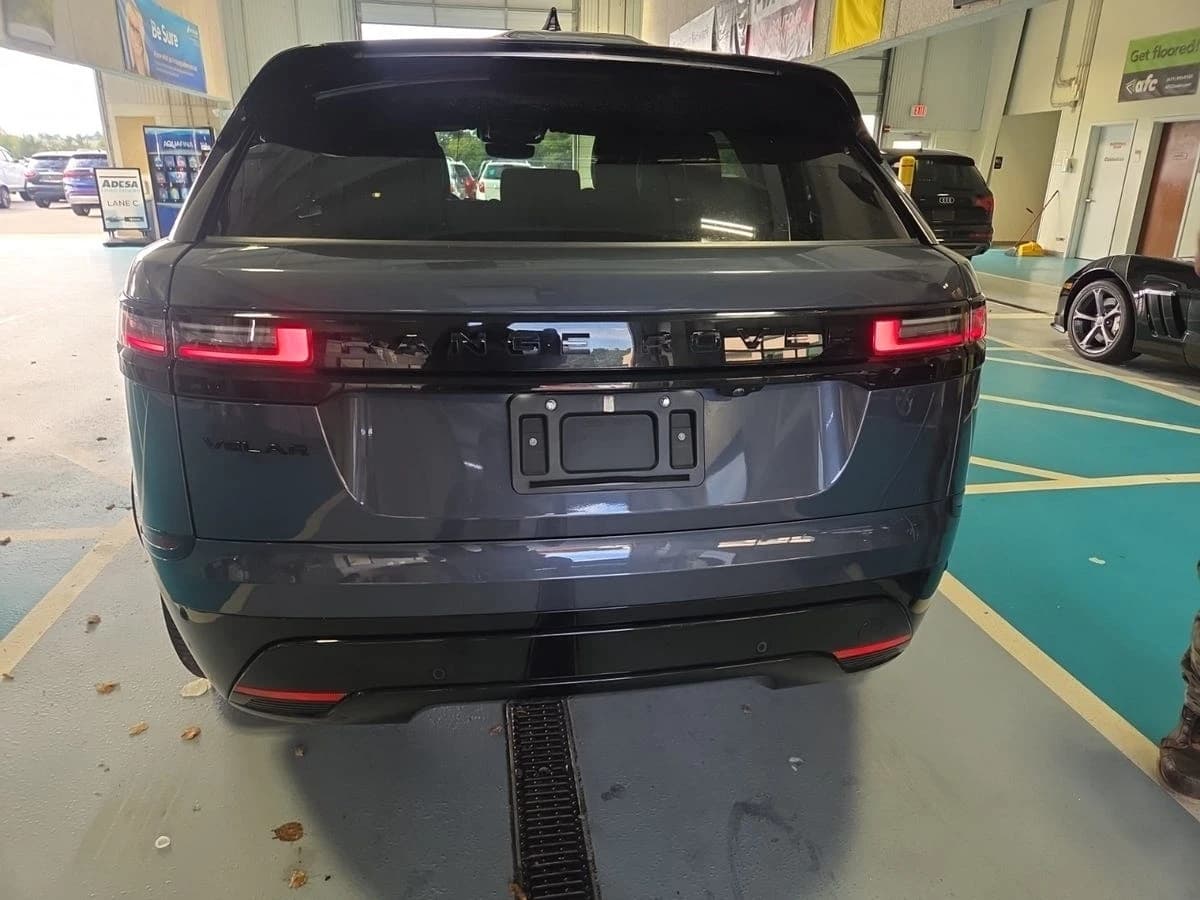2025 Land Rover Range Rover Velar Dynamic SE — photo 4
